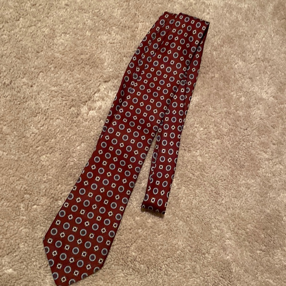 Grenadier tie skin stile